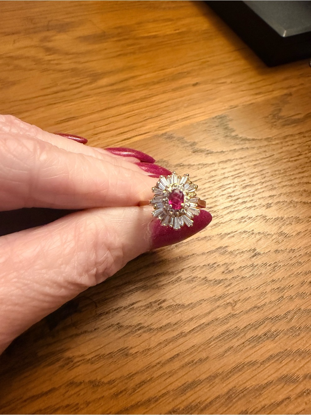 Gorgeous Genuine Ruby & Natural Diamond ring 14k YG